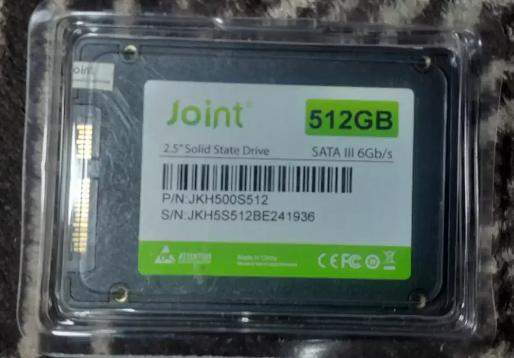 LIKE NEW SSD JOINT 512 GB PLUS WINDOWS 11