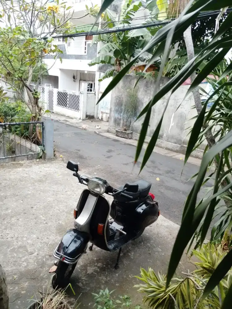 Vespa ps 1982 kumplit