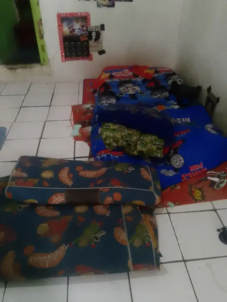 2 kasur bekas baik