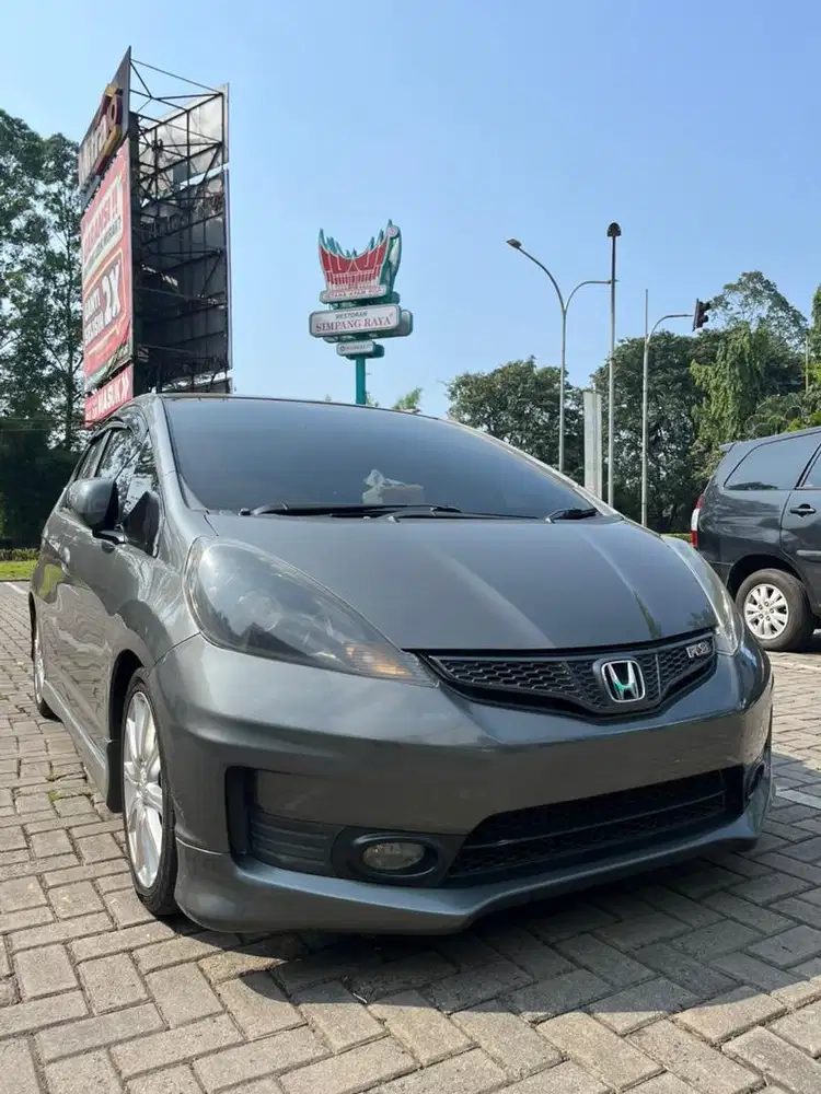 Jazz GE8 1.5 E AT 2013