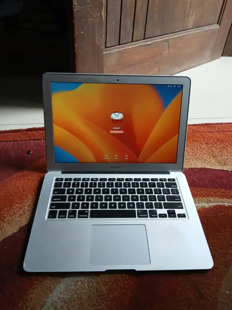 Macbook Air 13-inch.Mid 2013 4\128gb