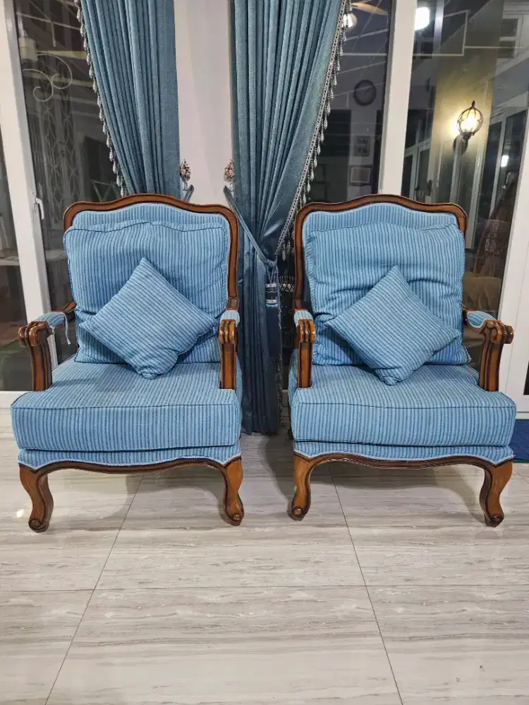 Sofa 1 seat X 4 Set plus 2  Pcs untuk slonjoran Kaki (Lazy Sofa) Jati