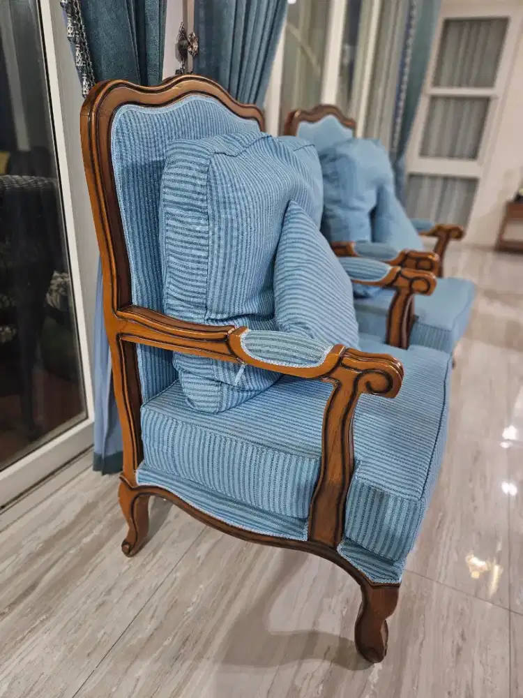 Sofa 1 seat X 4 Set plus 2  Pcs untuk slonjoran Kaki (Lazy Sofa) Jati