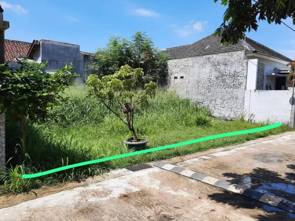 Tanah 144m Gawanan Paulan Colomadu dekat UMS Solo