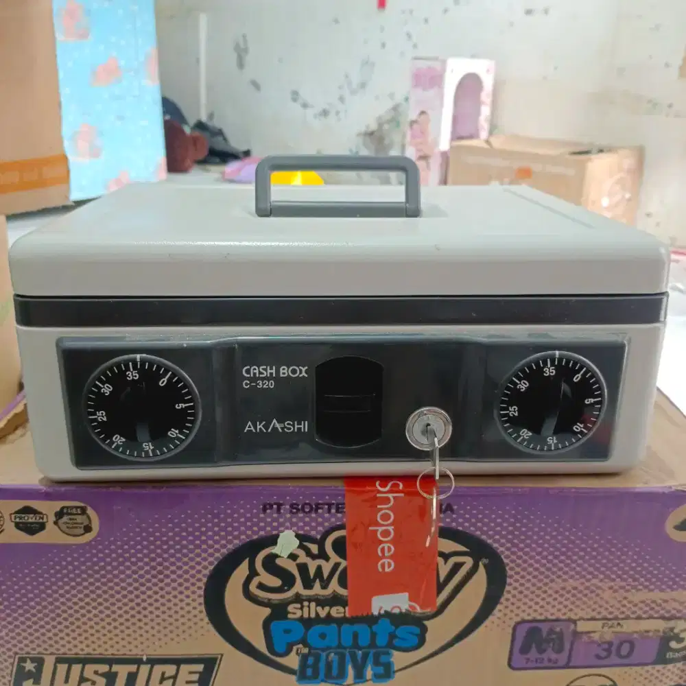 CASH BOX AKASHI