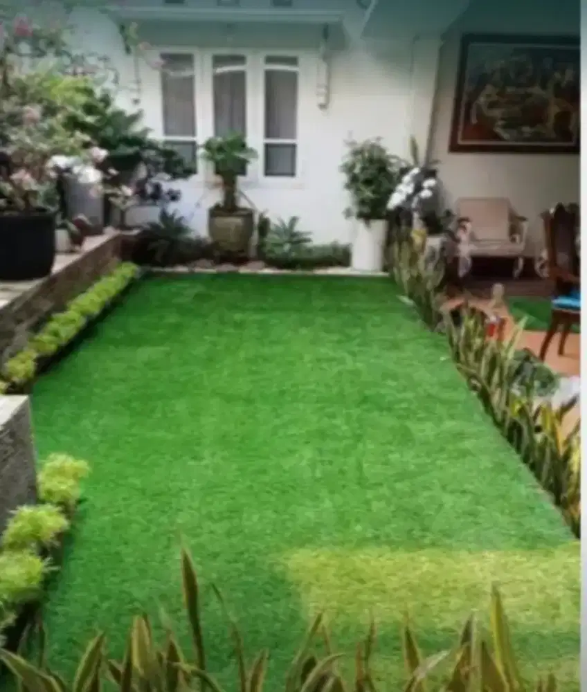 RUMPUT SINTETIS -TAMAN RUMPUT SINTETIS AWET TANPA RAWATAN KHUSUS