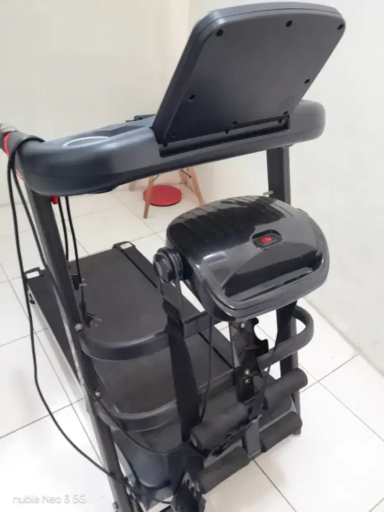 Treadmil untuk olah raga workout