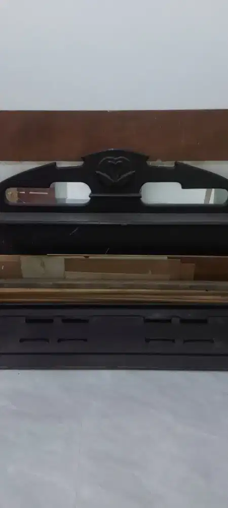 Dijual Tempat Tidur / Ranjang / Dipan Kayu