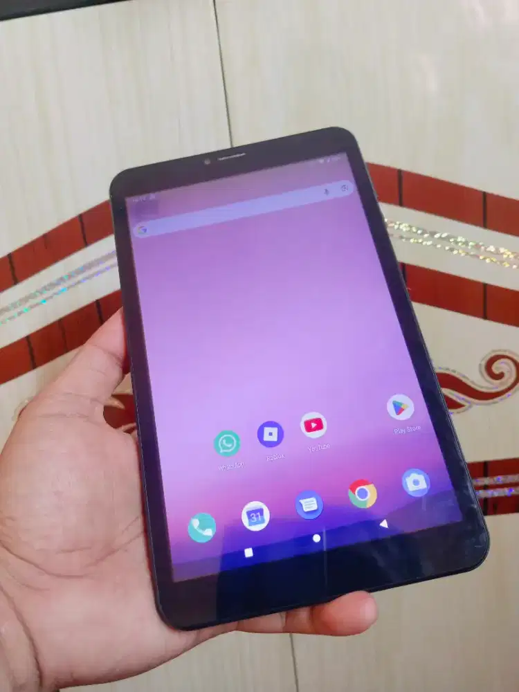 Tablet maxtron genio ram 3/32 layar 8inci jaringan 4g siap pake