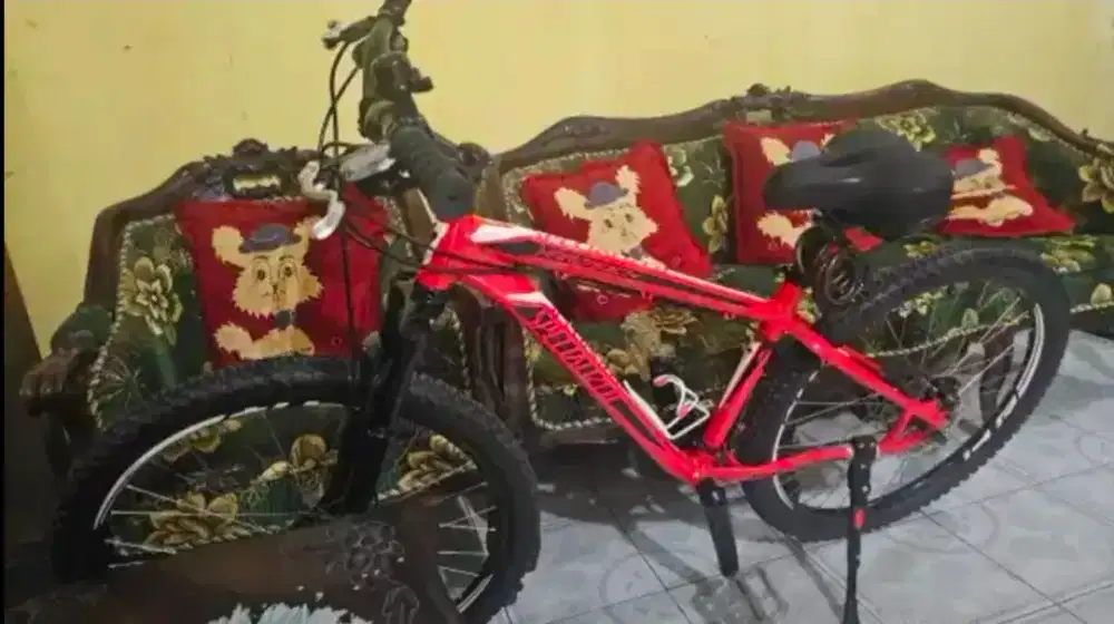 Sepeda hardrock kondisi mulus
