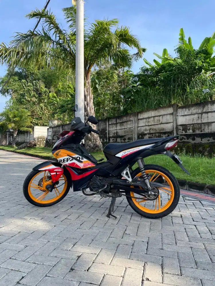 Honda Blade 2010 - 110 CC