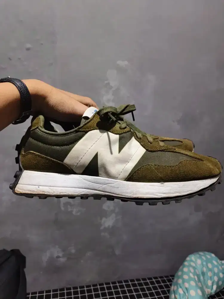 NEW BALANCE 327