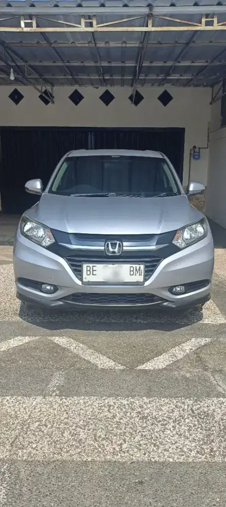 Honda HR-V  type e matic  tahun 2017