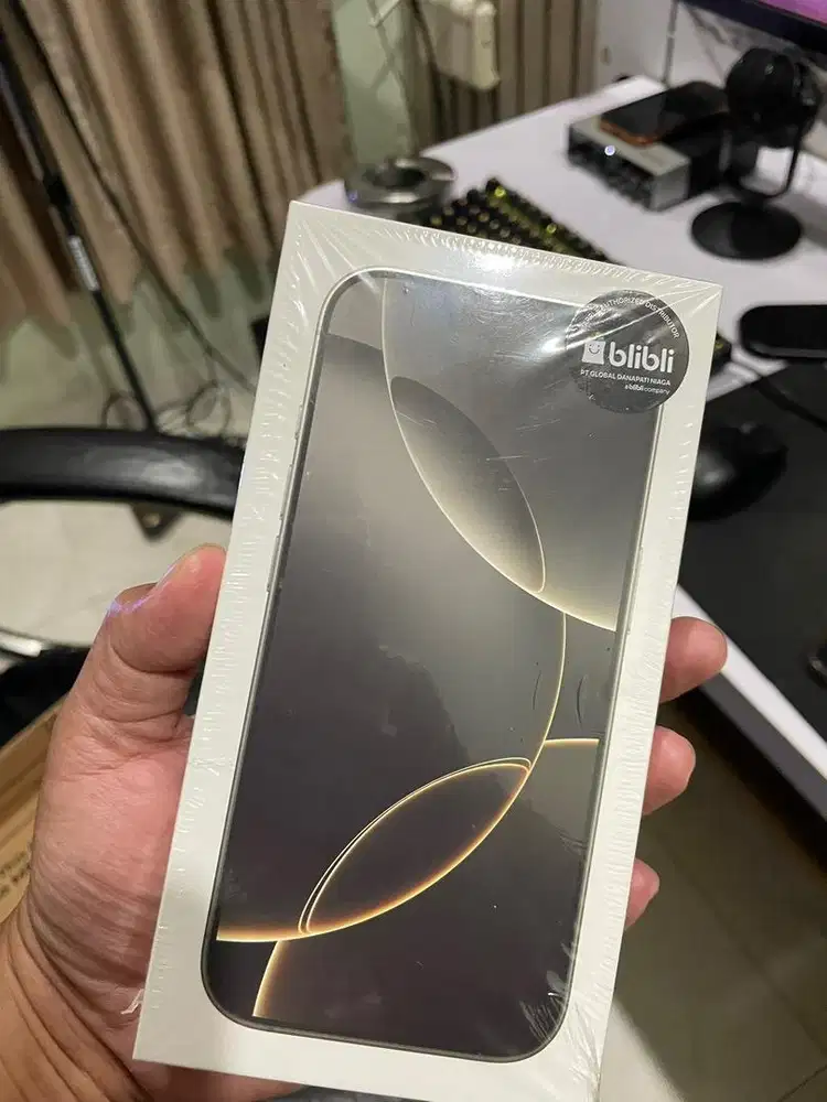 Iphone 16 pro 128 natural