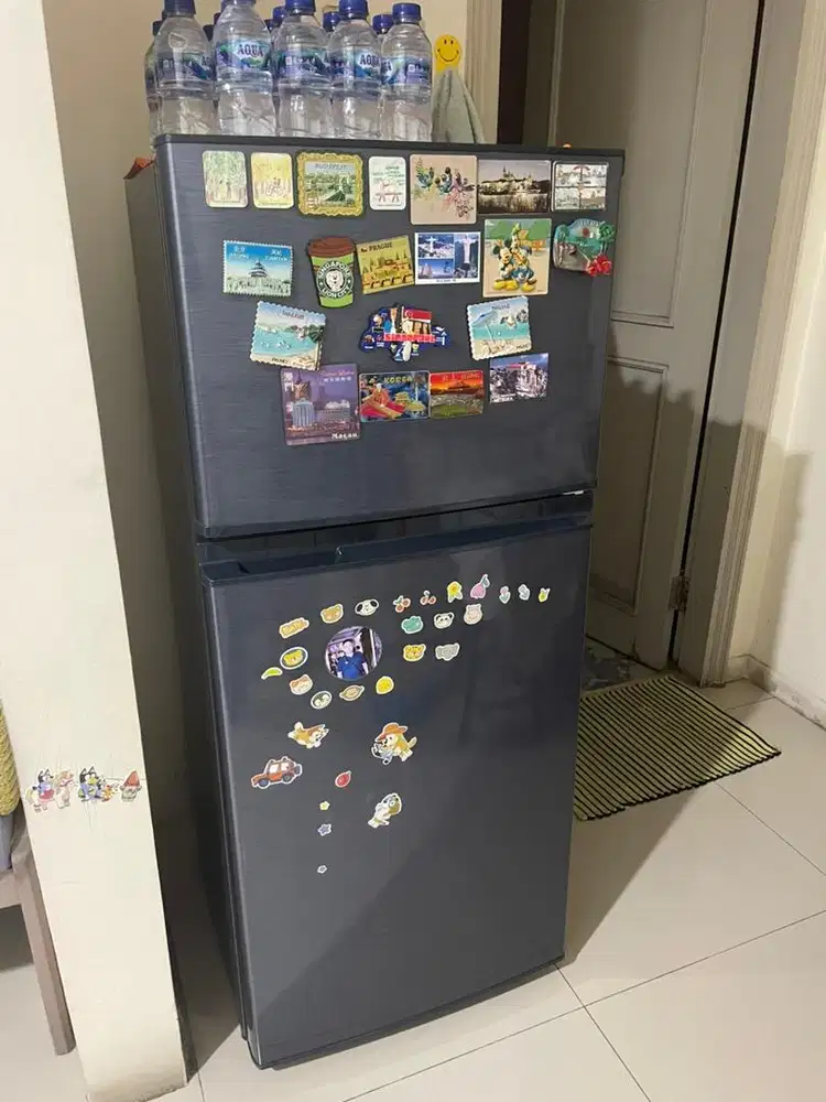 Dijual kulkas Sharp 2 pintu