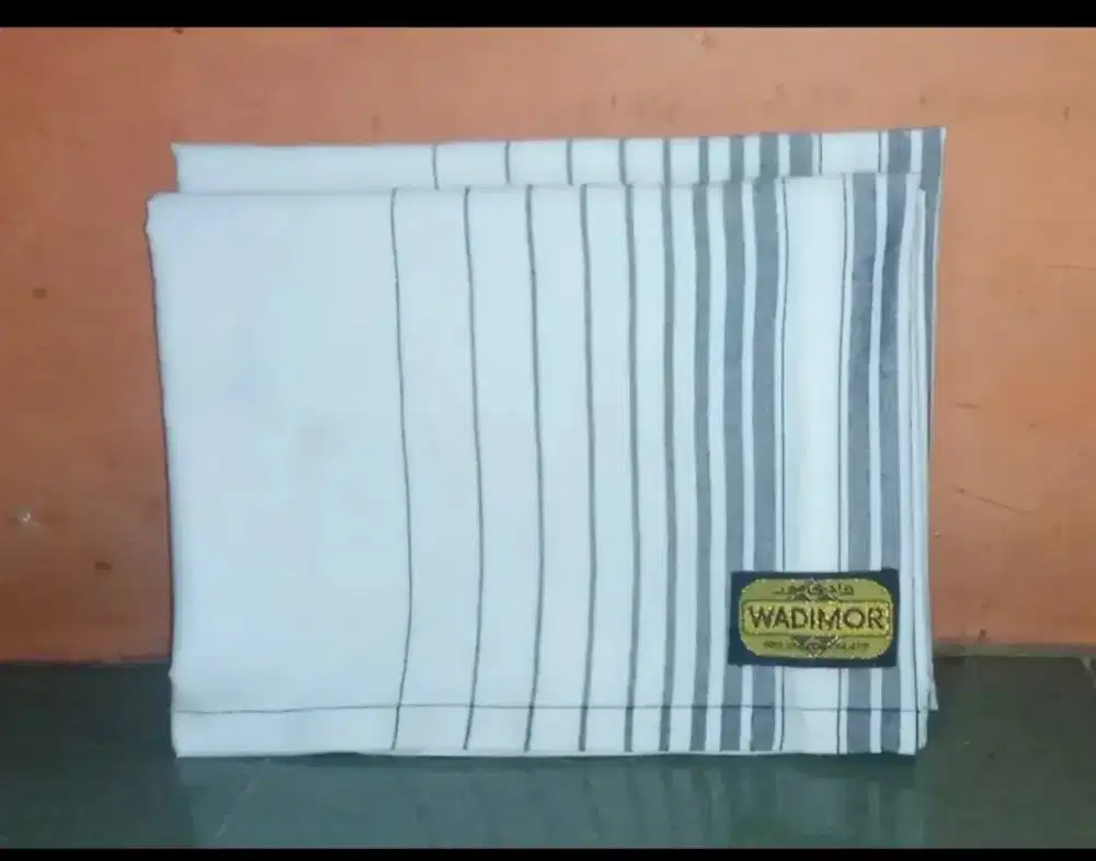 Sarung Wadimor Cantik