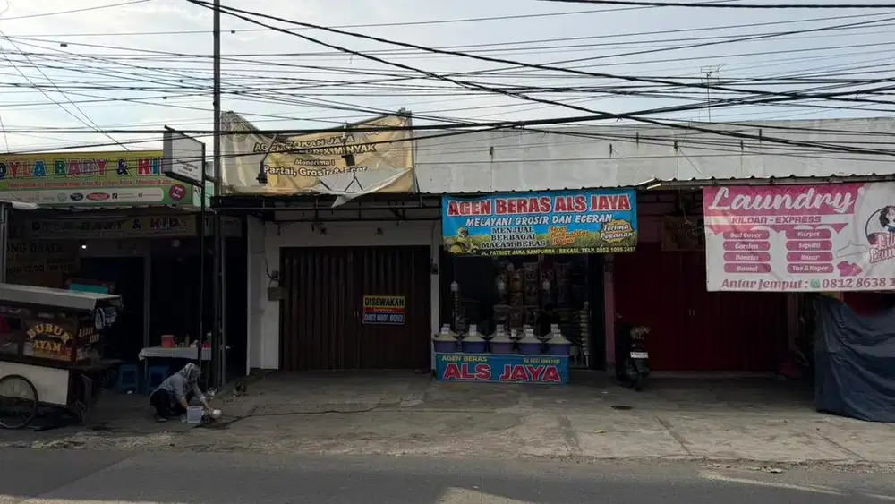 Disewakan Ruko Strategis Pinggir Jalan Patriot Raya Bekasi Barat