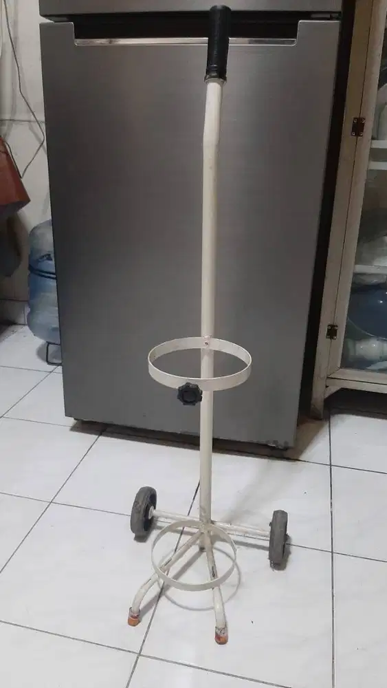 Troli Oksigen Kecil