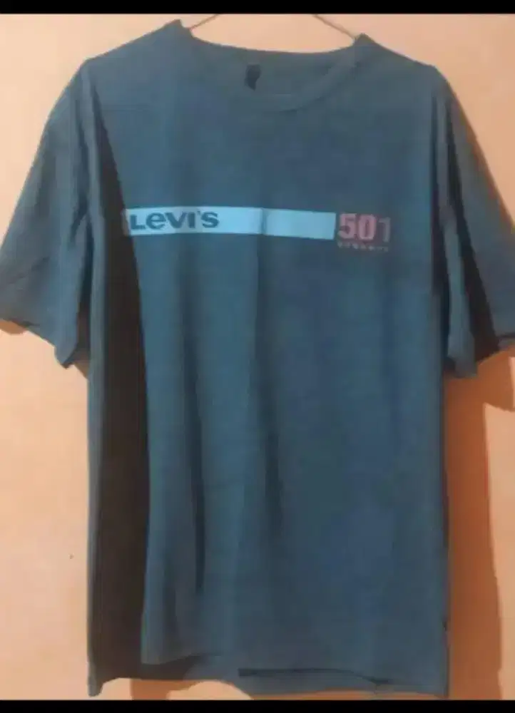 Kaos Levi's Pria
