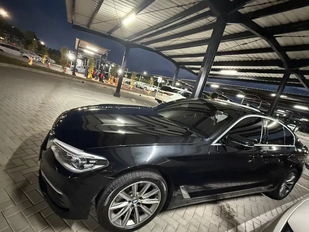 Jual cepat BMW tahun 2021