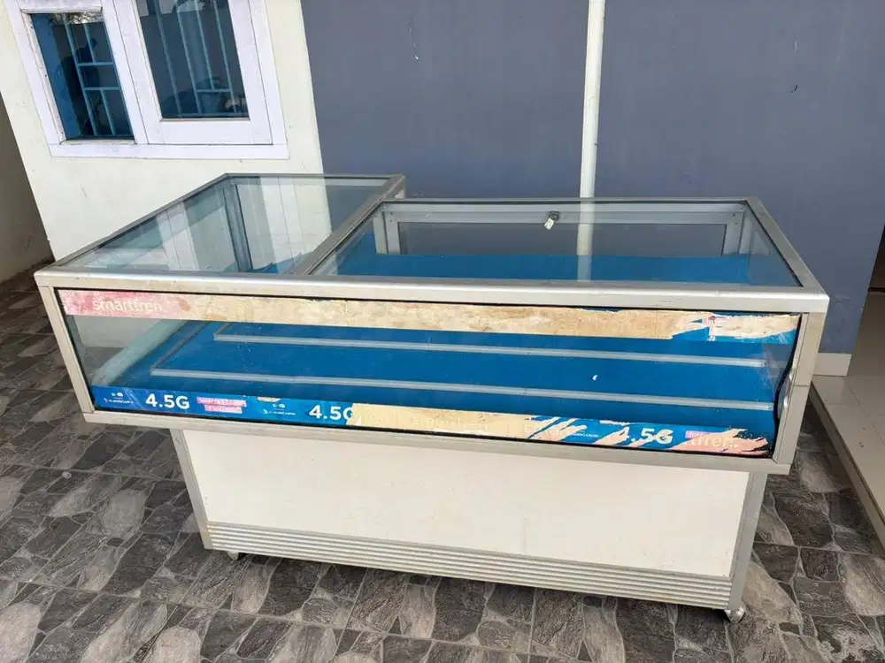 etalase konter L