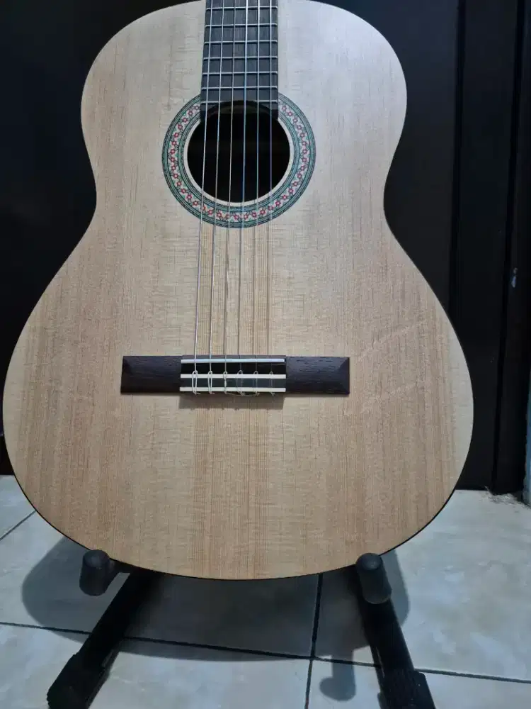 Gitar Klasik Second Original Yamaha Type C30M