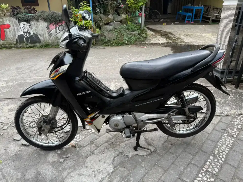 Honda Supra fit bagasi THN 2006 plat AB Bantul