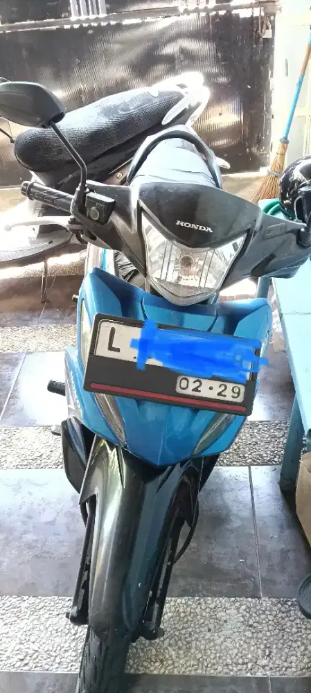 Honda Revo 110 THN 2012 wrn biru