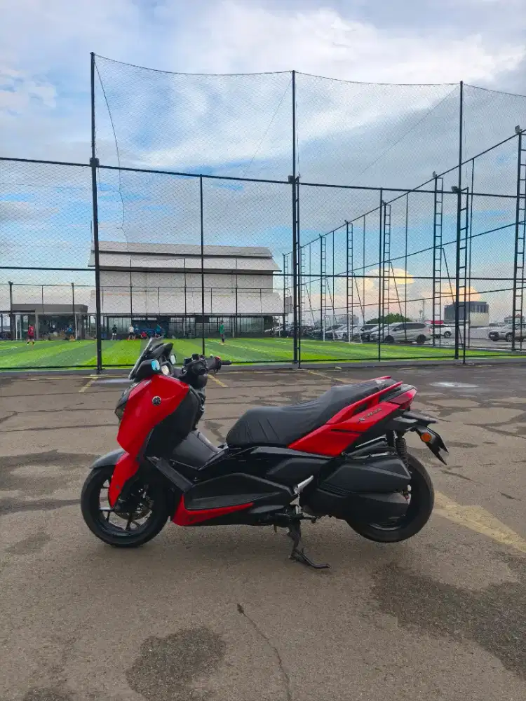 YAMAHA X-MAX CONNECTED 2023