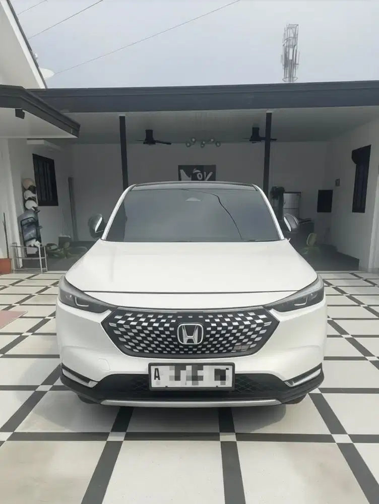 Honda All New HRV 1.5 SE Sensing CVT AT Putih