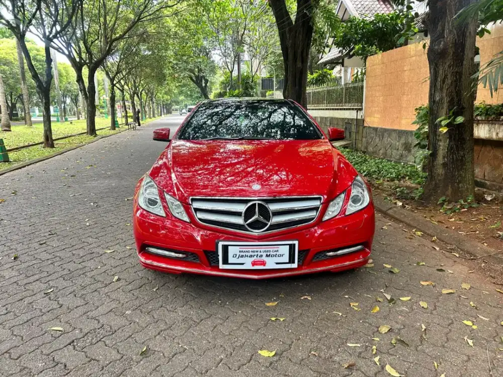 MERCEDES-BENZ E250 COUPE 2011
