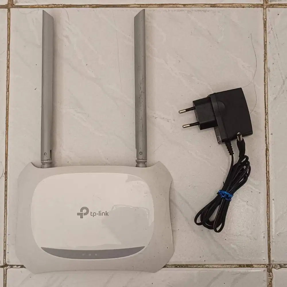 TP-LINK TL-WR840N 300Mbps Wireless Router / Wifi Router TPLINK WR840N