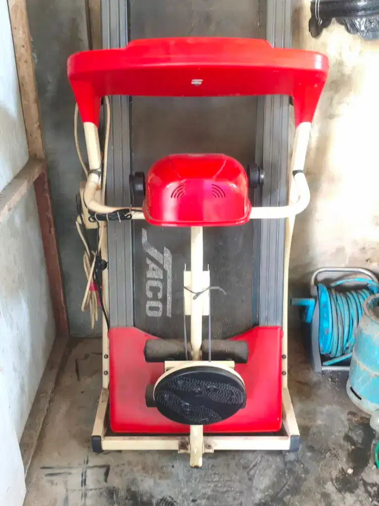 Di jual treadmill elektrik merk jaco