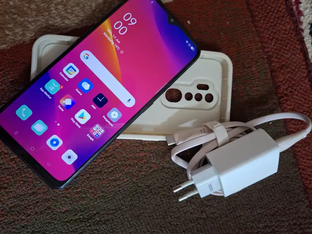 Di jual hp Oppo a5 ram 4 Rom 128