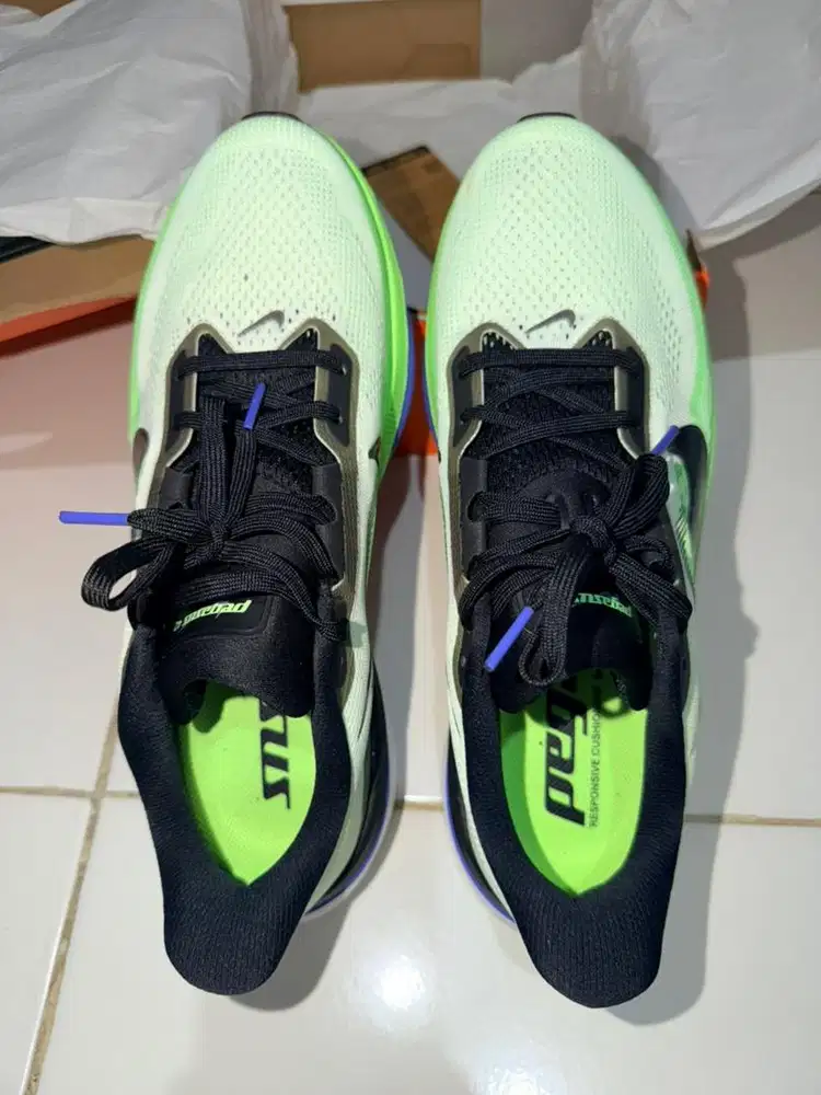 Preloved Sepatu Lari Nike Pegasus 42 Sekali Pakai