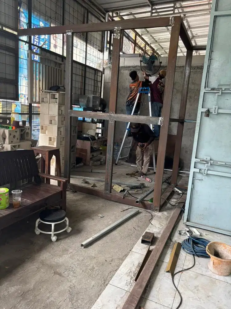 Sedia alat kantor pertukangan,bahan bangunan, lengkap dan berstruktur