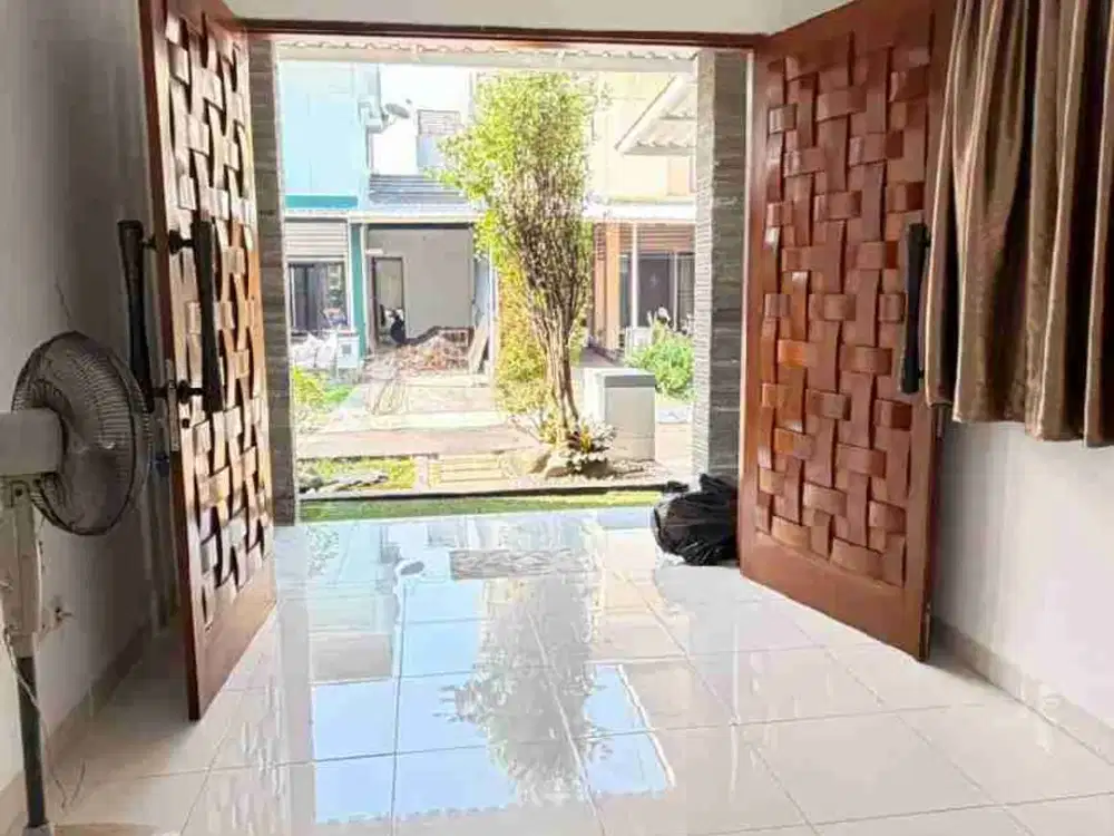 Disewakan Rumah Cantik Fully Furnished di Melia Grove Graha Raya