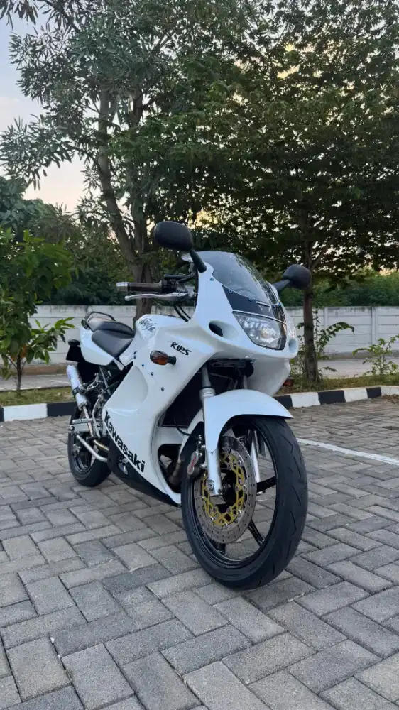 Ninja rr old Putih