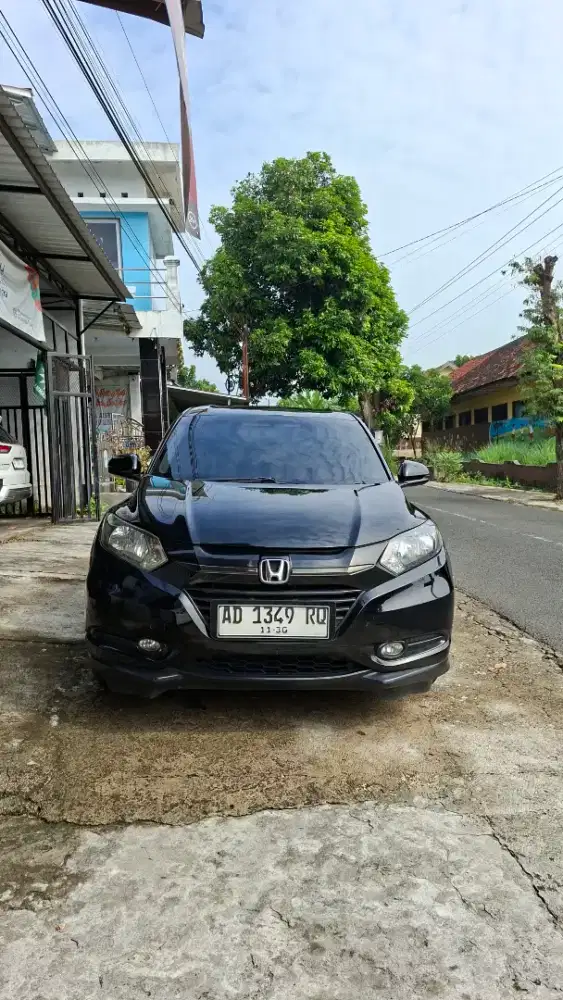 Honda HR-V 2015 E CVT Black
