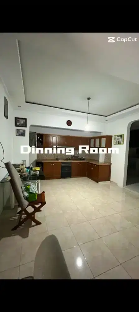 Meja kaca antik