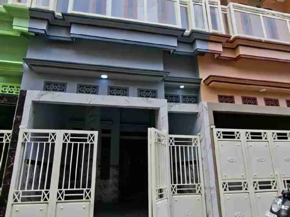 Rumah 2 lantai Surabaya