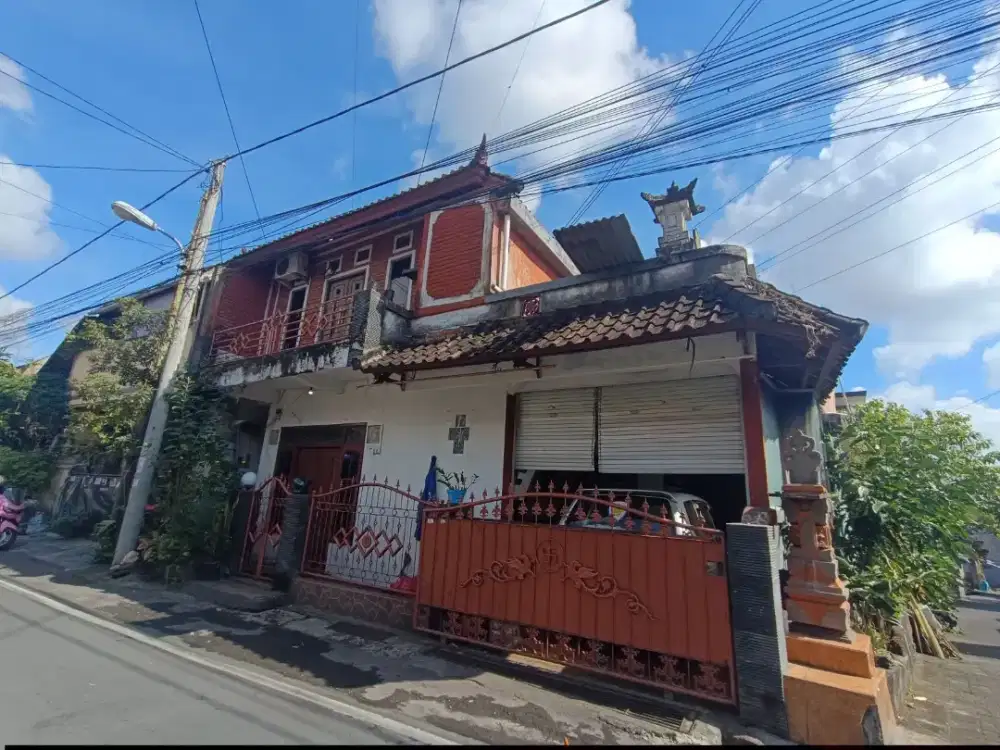 Jual rumah second lantai 2 di Jl Tangkuban Perahu Denpasae Barat Bali