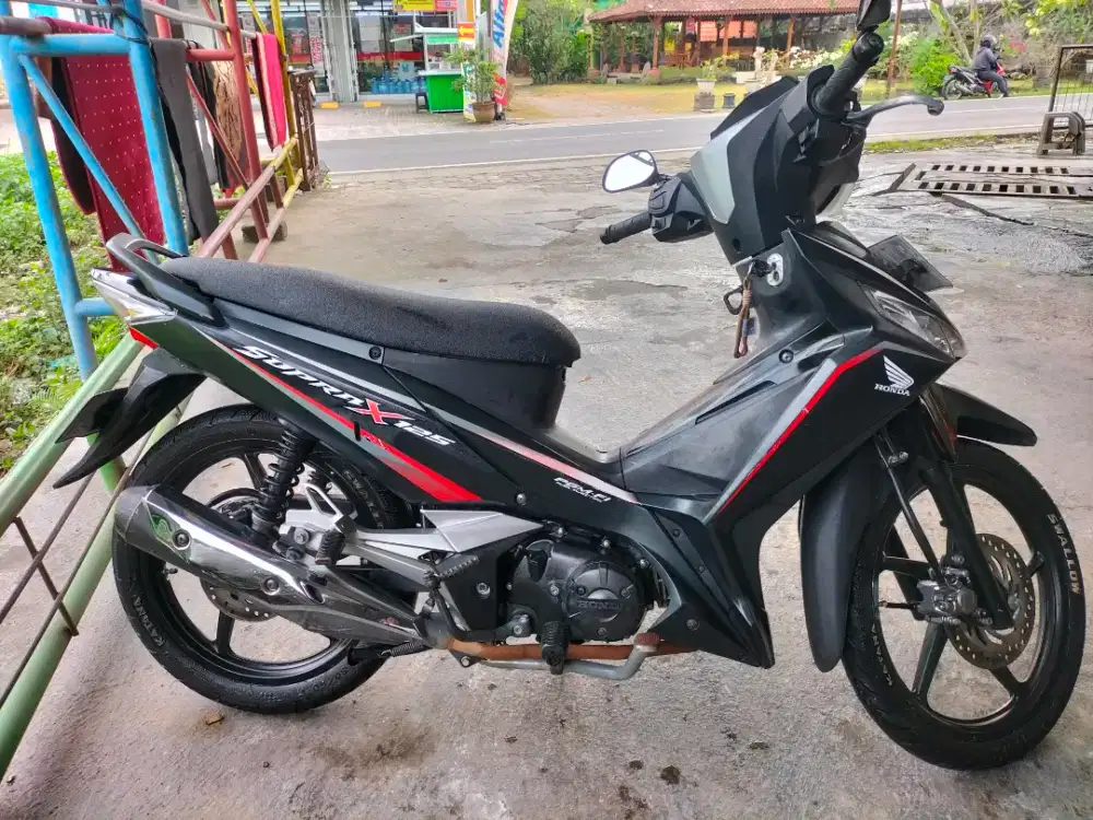 Supra x 125 Istimewa