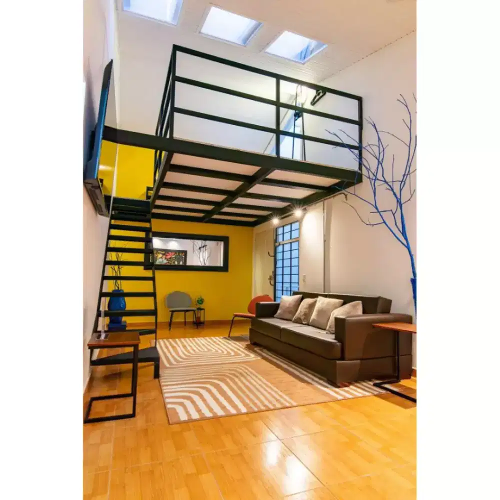 Mezzanine Ruang Tamu