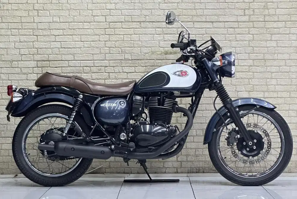 Kawasaki Estrella 250 / W250 2018 Mesin Hitam Limited , Zaky Mustika
