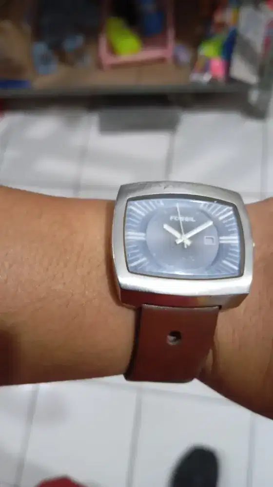 Jam fosil ORI tali kulit , kondisi mati