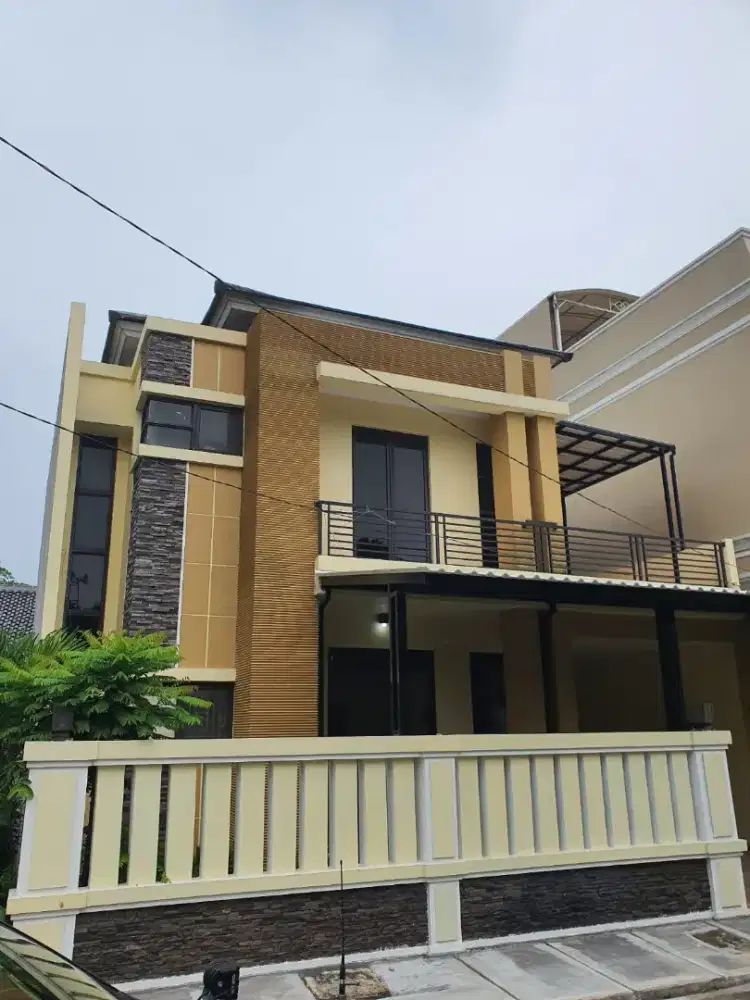 Dijual Rumah Cantik di Cimanggis (BU)