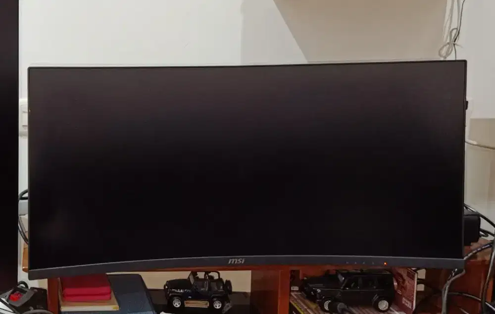 Dual Monitor Setup Gaming Premium MSI 34 Ultrawide+MSI 24 240Hz+Arm