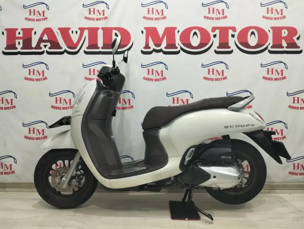 SCOOPY Prestige,2024, KM 14 Ribu, Super ISTIMEWA, Mesin Alus