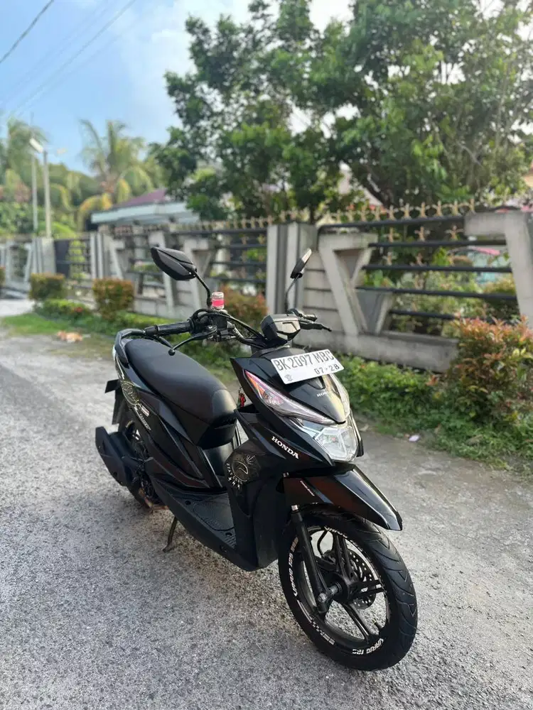 Honda Beat Street Tahun 2018